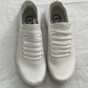 APL techloom breeze 7.5 worn once